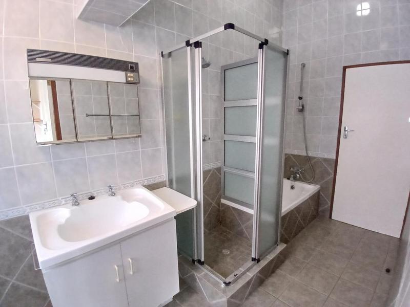 2 Bedroom Property for Sale in Stilbaai Wes Western Cape
